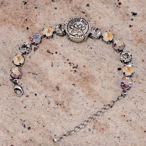 Crystal bracelet. Not Sabika.